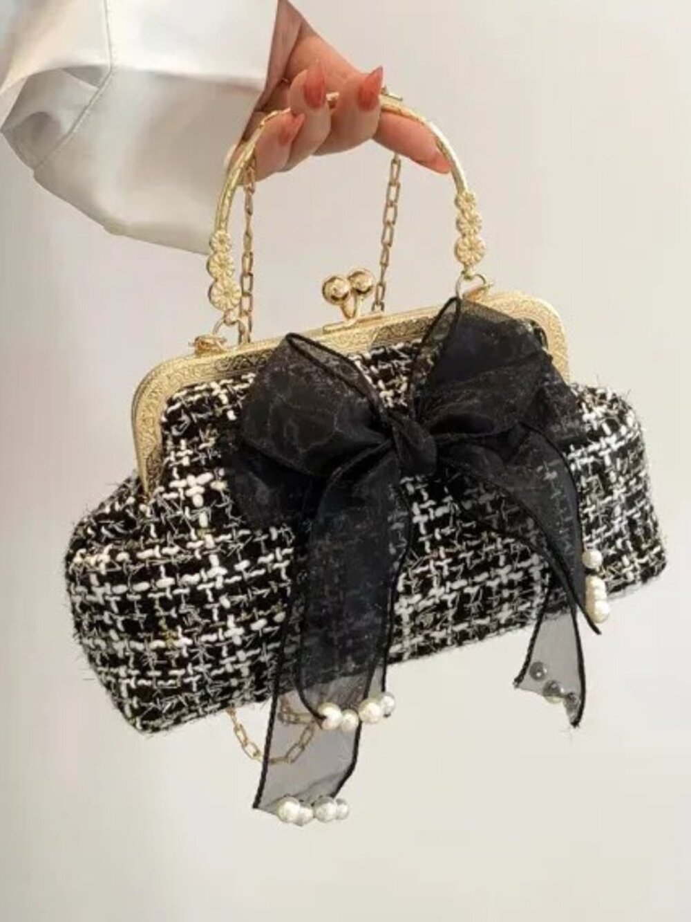 NWT Francesca's Black and White Evening Clutch